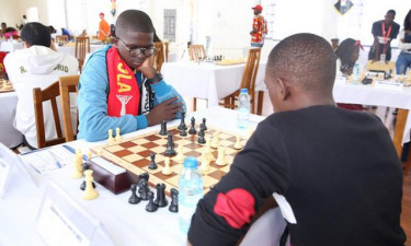 Angola joga africano de xadrez