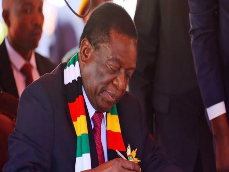 Emmerson Mnangagwa: enfim presidente 