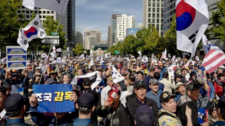 Sul-coreanos exigem demissão do ministro da Justiça