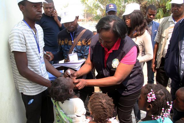 Arranca amanhã mais uma campanha de vacina contra a pólio