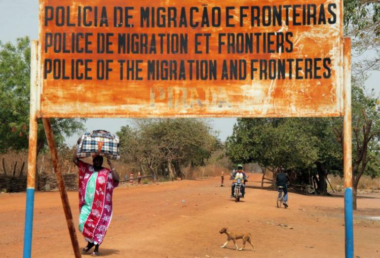 Suspenso director-geral dos Serviços de Migração, Estrangeiros e Fronteiras