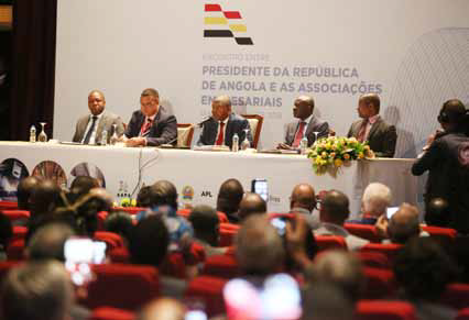 Angola e Tajiquistão formalizam início de cooperação
