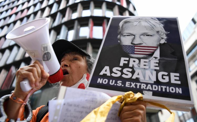 Londres decide hoje se extradita fundador do Wikileaks 