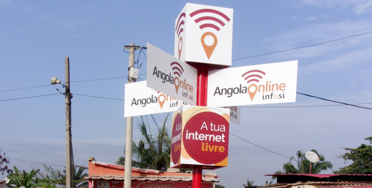 Angola melhora 26 posições no acesso à internet 