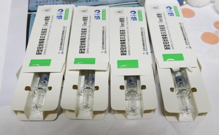 Zimbábue recebeu doação de 200 mil doses da vacina chinesa