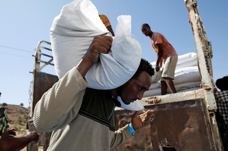 Primeiro-ministro da Etiópia reconhece atrocidades em Tigray