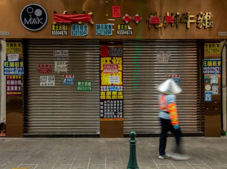 COVID-19: Macau regista 110 novos casos e encerra espaços de diversão